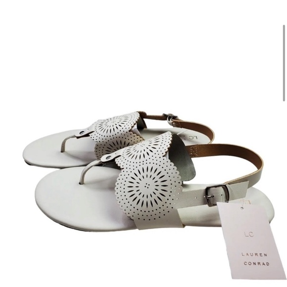 LC Conrad T-Strap Sandals - Picture 4 of 10